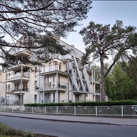 Visit Baltic - Bursztyn سفينويتشي