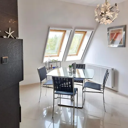 شقة Visit Baltic - Bursztyn سفينويتشي