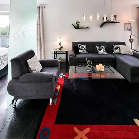 Visit Baltic - Bursztyn شقة سفينويتشي